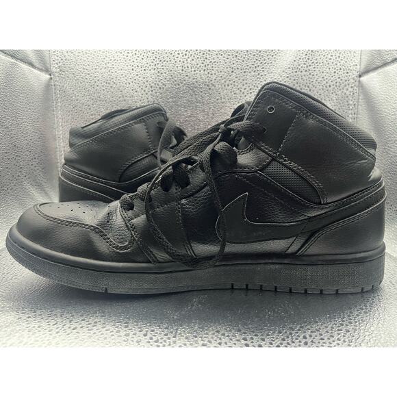 Nike Air Jordan 1 Mid Triple Black Shoes Sneakers Men’s Size 10 USED - Picture 4 of 8